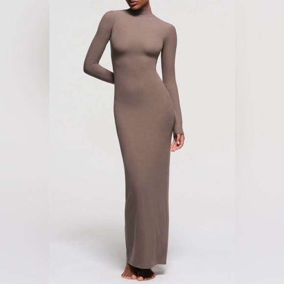 SKIMS Dresses & Skirts - SKIMS Soft Lounge Mock Neck Long Sleeve Maxi Dress